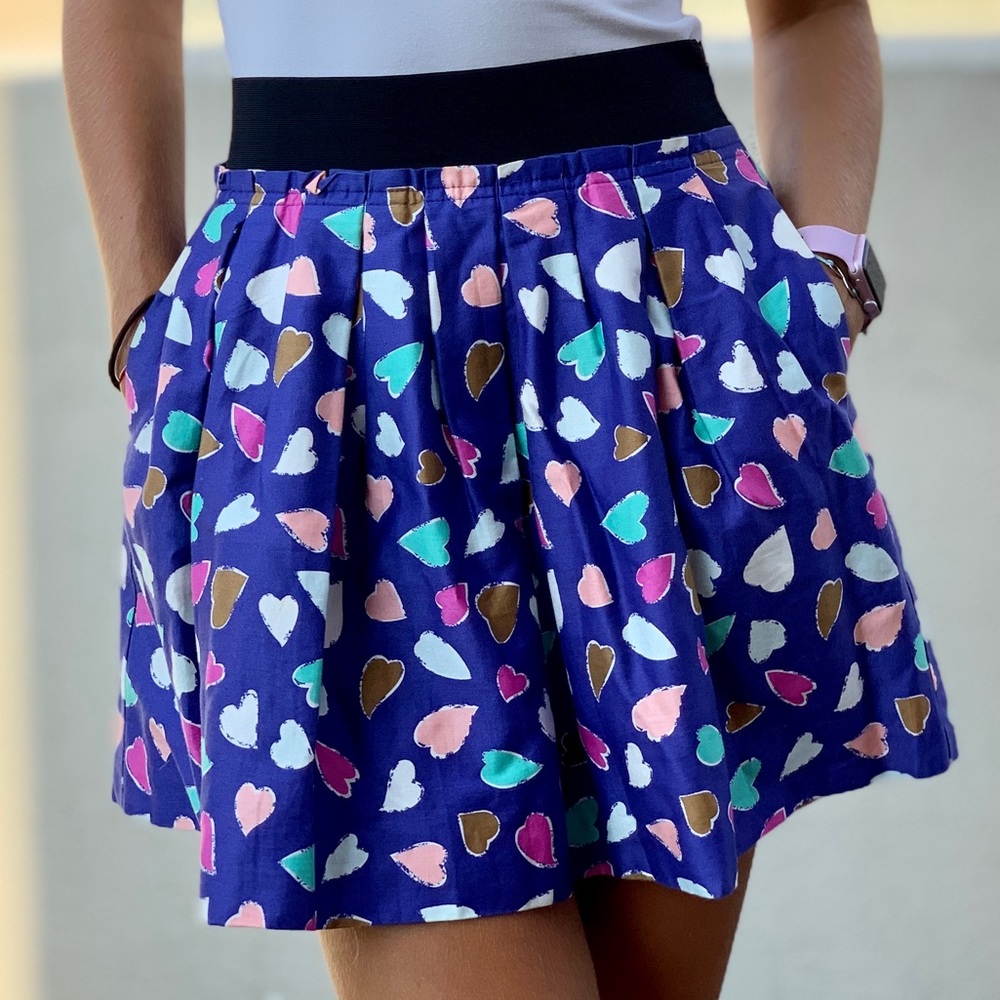 Forever 21 Navy Blue Mini Skirt with Multicolor Heart Print